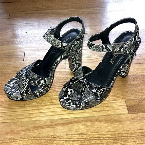 chase and chloe sandals|chase and chloe shoes reviews.